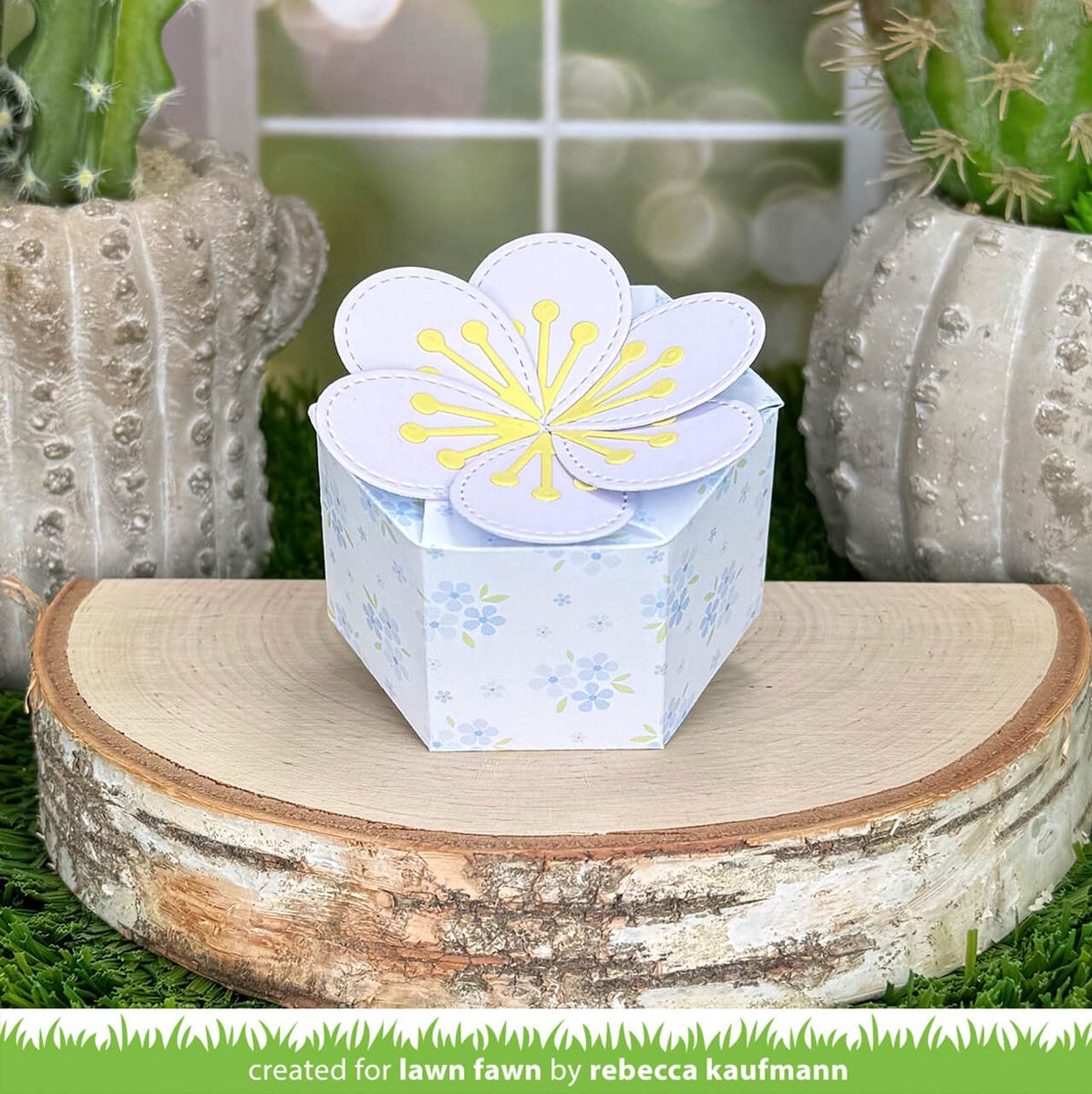 Lawn Fawn Flower Treat Box Dies